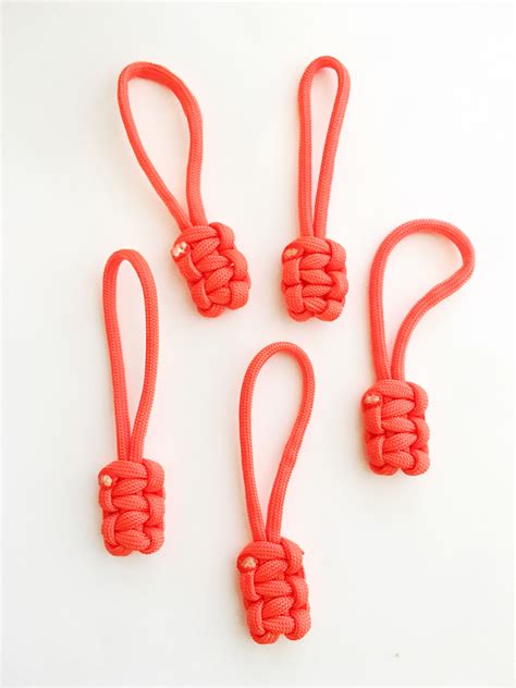 Make Paracord Zipper Pulls | Carla Schauer Designs