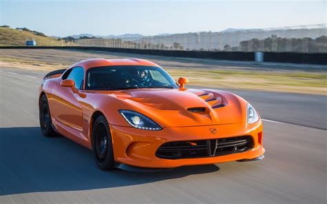 SRT Viper TA (Time Attack) Is Ralph Gilles’ Answer to the ZR1: Video