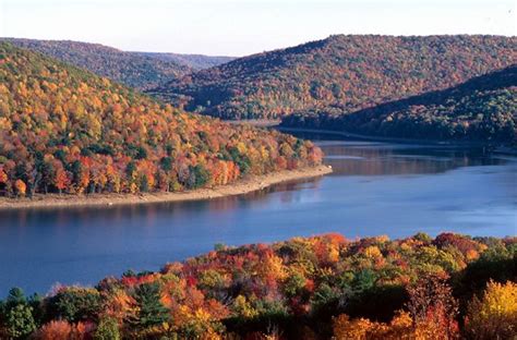 Take a Breathtaking Fall Foliage Drive in Western Pennsylvania ...