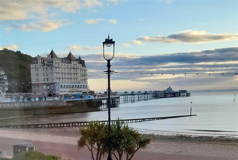 MERRION HOTEL - Updated 2022 Reviews (Llandudno)