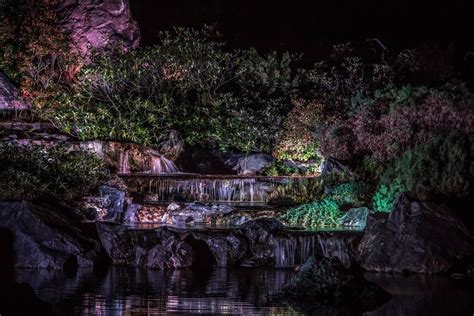 Water Feature in Japanese Garden at night Water Features, Canal, Enjoyment, Japanese, Explore ...