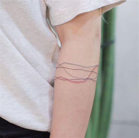 Lines by @wittybutton_tattoo in 2020 | Line tattoos, Mini tattoos, Tattoos