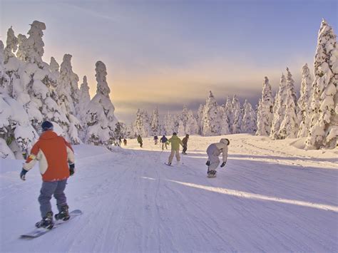 Skiing and Snowboarding in Japan