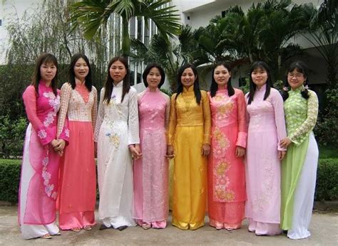 Vietnamese Traditional Costume | Dresses Images 2022