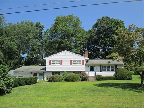 Naugatuck, CT Real Estate - Naugatuck Homes for Sale | realtor.com®