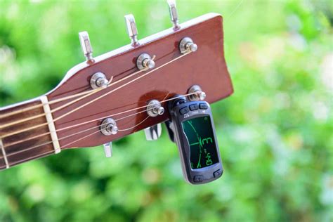 The 8 Best Guitar Tuners for Accurate Tuning in 2022