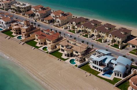 Successful Construction: DUBAI - Palm Jumeirah and other buildings