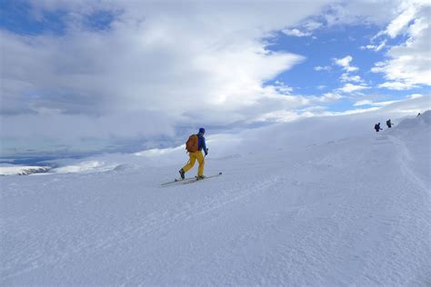 Discover Backcountry Skiing (2 Days) - Glenmore Lodge