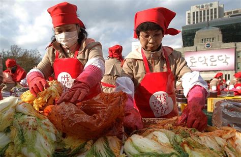 Is There A Difference Between North And South Korean Kimchi? : Life ...