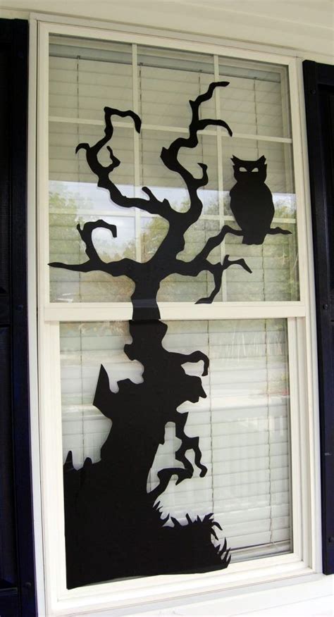 18 Halloween Door Decoration Ideas You Can Make | Diy halloween window, Diy halloween window ...