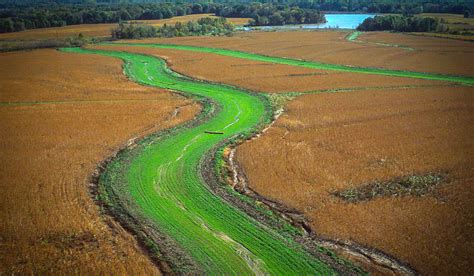 Working With Waterways - AGCO FarmLife