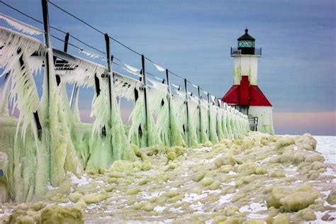 St Joseph Outer & Inner Pier Lighthouses | St joseph, St joseph ...