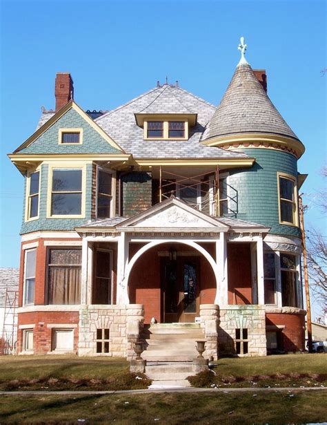 queen anne houses - Google Search | Victorian homes, House styles ...