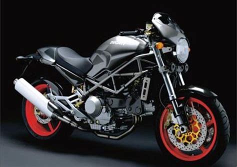 Ducati Monster 900 Dark I.E. (1999 - 02), prezzo e scheda tecnica - Moto.it