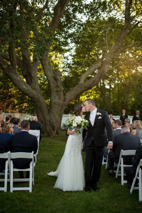 Long Island Vineyard Wedding - Organic Moments Photography