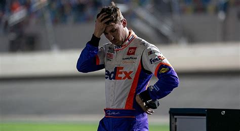 Denny Hamlin's try for Daytona 500 three-peat falls short | NASCAR