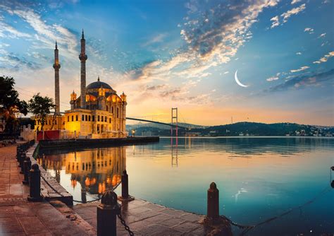 Travel Tips to Visit Istanbul Now: HES Code, Masks, Safety - Bloomberg