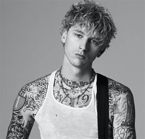 Machine Gun Kelly Hair Transplant - Hair Analysis by Matt Dominance