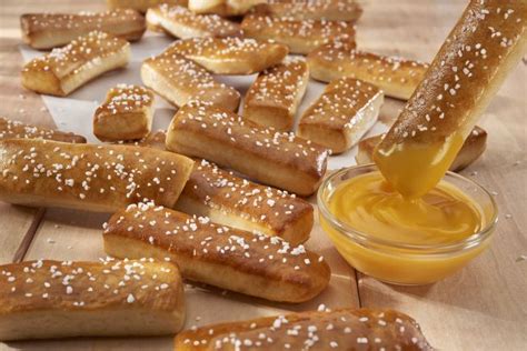 Little Caesars Introduces New Pretzel Breadsticks and Brings Back Pretzel Crust Pizza | Brand Eating