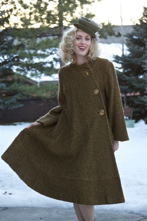 Vintage 1950's Coat / Swing Coat / Olive Green Wool Coat