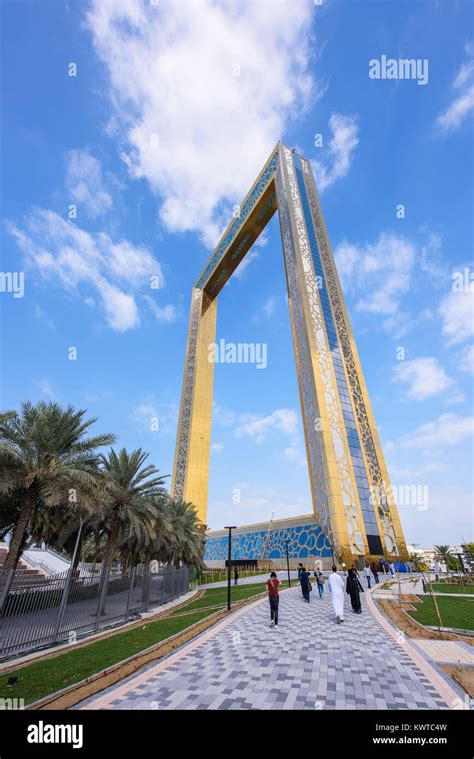 Dubai Frame Stock Photo - Alamy