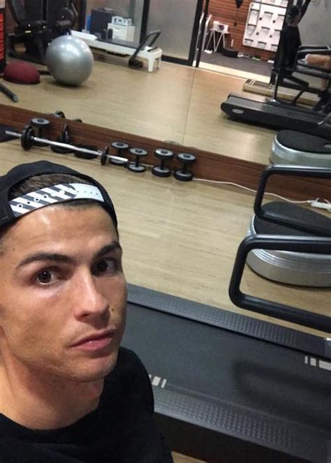 Ronaldo Gym / Cristiano Ronaldo workout / strength training in-home gym ...