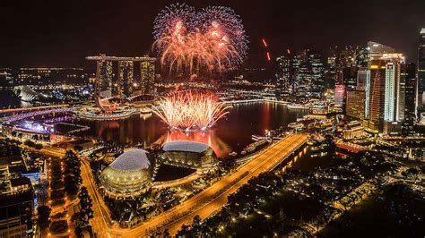 Where To Watch New Year’s Eve Fireworks In Singapore