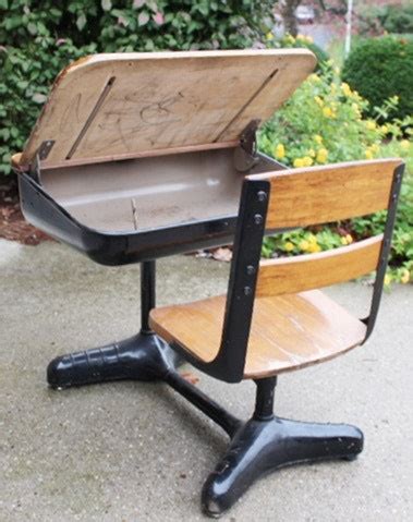 Vintage School Desk with Attached chair | EBTH