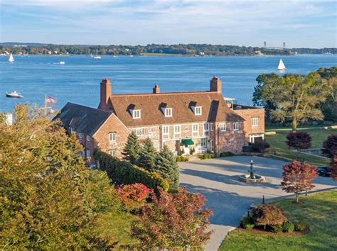 Waterfront - Bristol RI Waterfront Homes For Sale - 6 Homes | Zillow