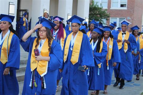 GALLERY: Meridian High graduation | News | meridianstar.com