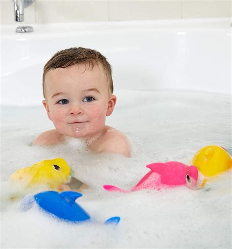 Baby Shark Sing and Swim Bath Toy ONLY $12 at Walmart (Regularly $25)