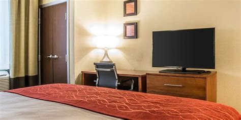 Comfort Inn & Suites (Hill City, SD): What to Know BEFORE You Bring ...