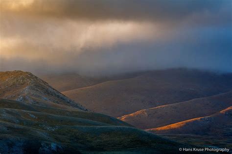 Rolling hills at sunset by Hans Kruse Photography | Sunset, Natural landmarks, Rolling hills