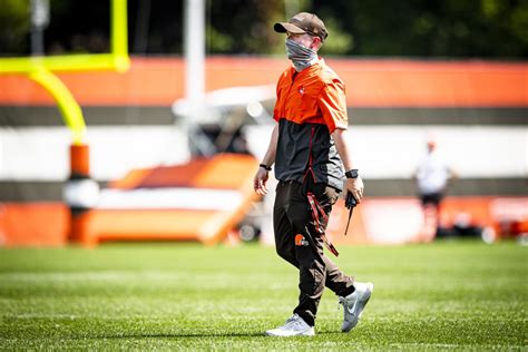 Browns Chief of Staff Callie Brownson steps in for tight ends coach ...