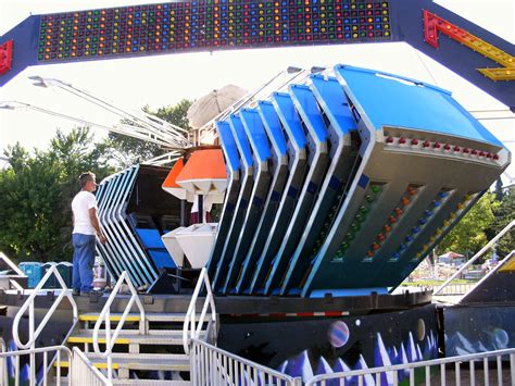 Working On Assembling The Gravitron Ride. | Mark | Flickr