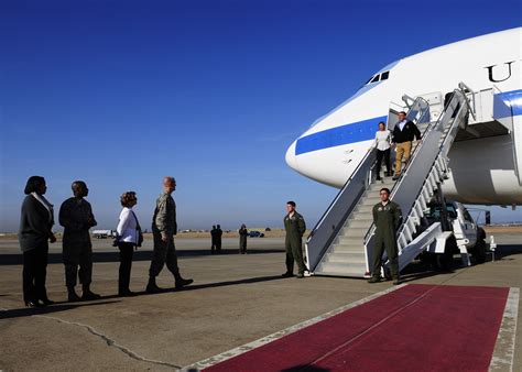 Defense Secretary visits Incirlik AB > Incirlik Air Base > Article Display