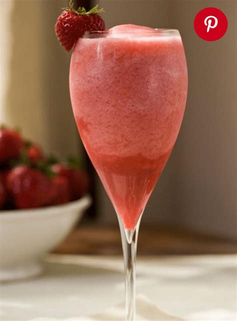 Enjoy This Holiday Season With The Best Alcoholic Drinks For Beginners