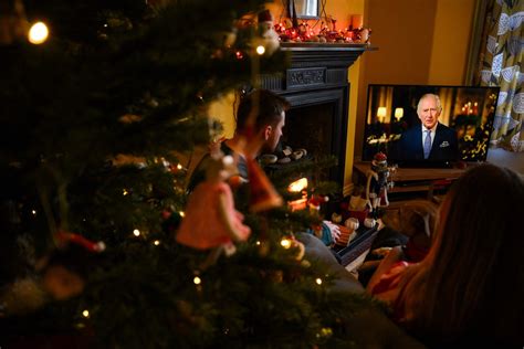 King Charles III pays homage to Queen Elizabeth II in Christmas speech - The News Intel