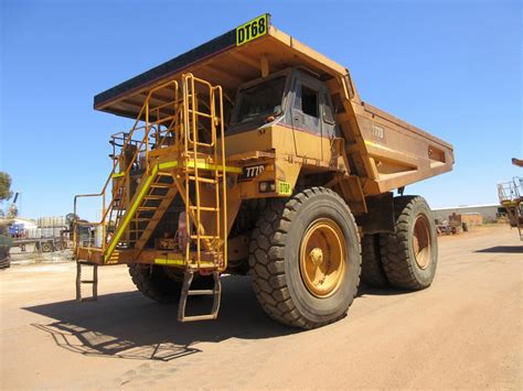 2001 Caterpillar 777D Rigid Dump Truck Auction (0006-9019992) | Grays Australia