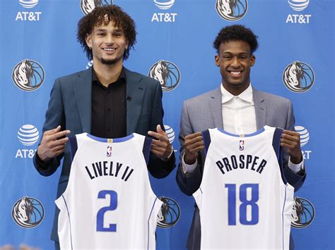 Dallas Mavericks announce official 2023-24 training camp roster ...