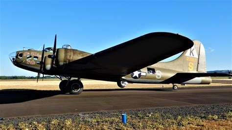 Boeing B-17 Ye Olde Pub Fight WWII Bomber N3701G Flying Fortress - YouTube