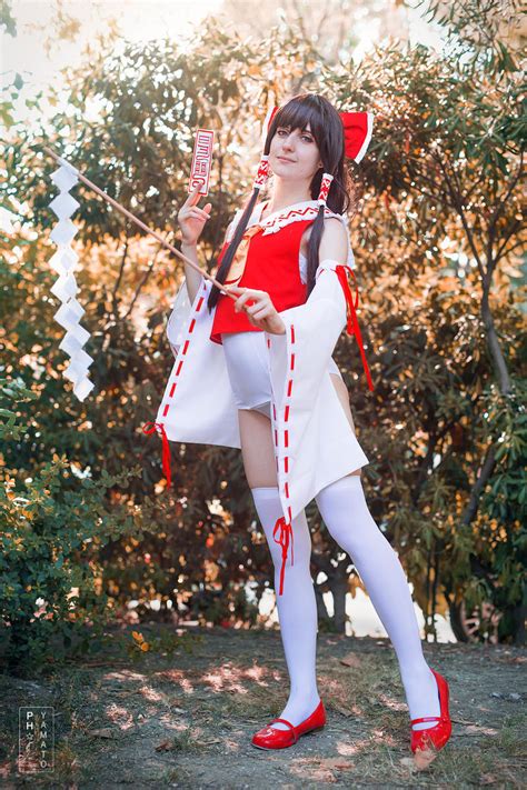 Touhou: Reimu Summer Miko I by JuriaScarlet on DeviantArt