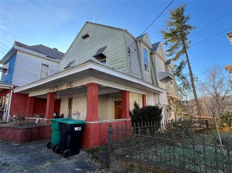 303 Clark St, Clarksburg, WV 26301 | MLS# 11230561