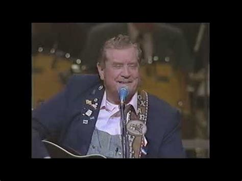 Boxcar Willie - Spirit Of America (Grand Ole Opry 1991) - YouTube