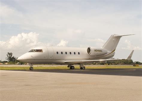 Bombardier Challenger 600 Specifications