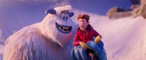 Smallfoot movie review & film summary (2018) | Roger Ebert