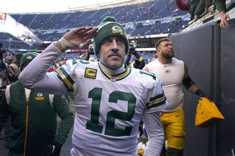 With no bitterness, Jets’ Aaron Rodgers says long goodbye to Packers ...