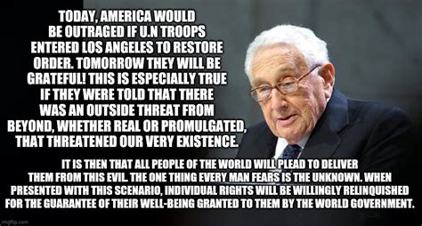 Henry Kissinger the Noble prize winning War Criminal knows how to work a Crowd or a country ...