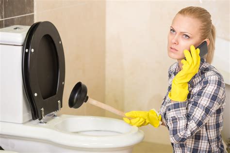 Toilet Repair: 5 Signs to Watch Out For