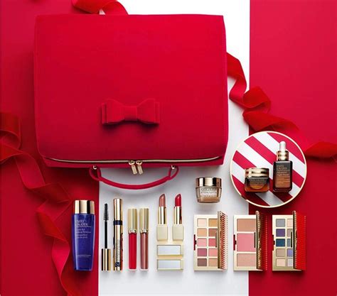 Estée Lauder Christmas Gift Set 2020: What You Need to Know